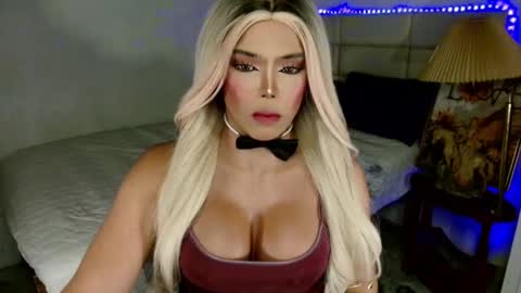 Snapshot of lovelycarel_777 chatting on December 2, 8:48 pm LOVELY CAREL 777 online show from December 2, 8:48 pm