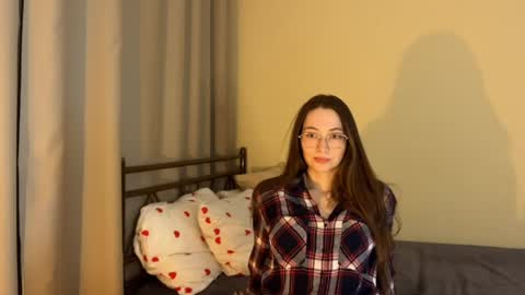 Snapshot of lovelycoupleforyou chatting on May 14, 9:32 pm Solfiro online show from May 14, 9:32 pm