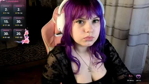 hristie online show from April 7, 9:59 pm