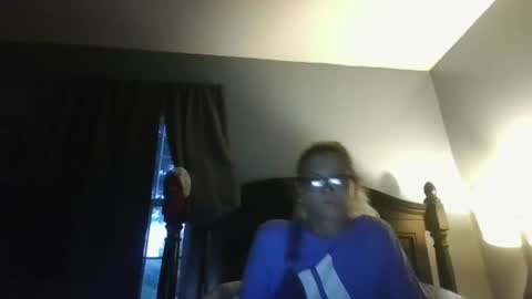 lovelyluna415 online show from June 28, 12:49 am