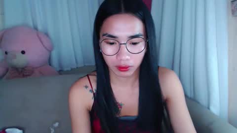 Snapshot of lovelymae18 chatting on December 2, 10:56 pm lovelymae18 online show from December 2, 10:56 pm