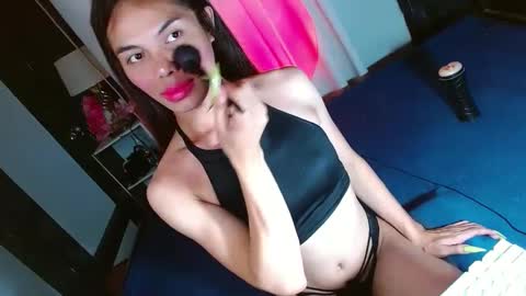 Snapshot of lovelymiss_shyna11 chatting on January 20, 8:09 am lovelymiss_shyna11 online show from January 20, 8:09 am