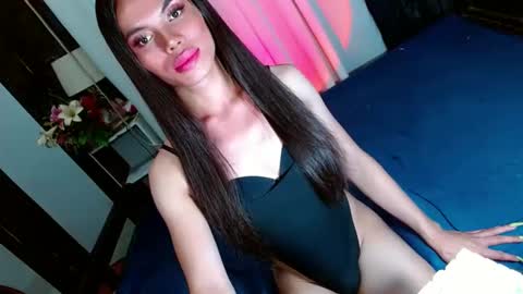 Snapshot of lovelymiss_shyna11 chatting on January 21, 7:50 pm lovelymiss_shyna11 online show from January 21, 7:50 pm