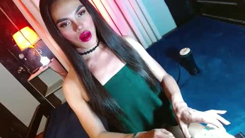 Snapshot of lovelymiss_shyna11 chatting on February 27, 12:32 am lovelymiss_shyna11 online show from February 27, 12:32 am