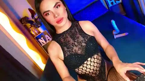 lovelymiss_shyna11 online show from June 7, 2:21 pm