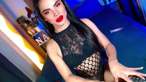 lovelymiss_shyna11 online show from July 16, 5:30 pm