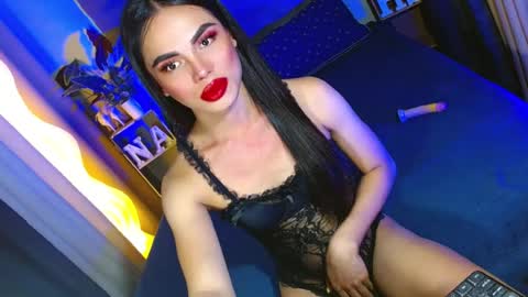 lovelymiss_shyna11 online show from July 17, 1:29 pm