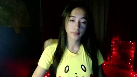 Snapshot of lovelypetite143 chatting on February 9, 3:10 am lovelypetite143 online show from February 9, 3:10 am