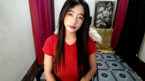 Snapshot of lovelypetite143 chatting on July 29, 2:37 pm lovelypetite143 online show from July 29, 2:37 pm