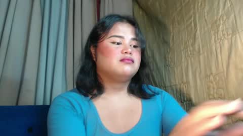 Snapshot of lovelypinaychubsx chatting on February 11, 8:52 pm lovely online show from February 11, 8:52 pm