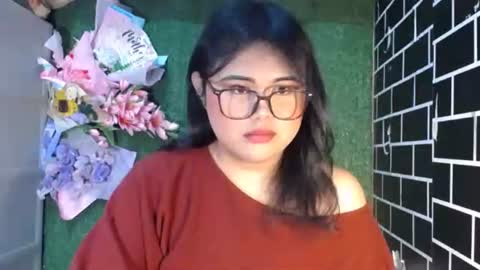 Snapshot of lovelypinaychubsx chatting on October 6, 7:00 pm lovely online show from October 6, 7:00 pm