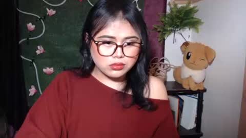 Snapshot of lovelypinaychubsx chatting on October 11, 3:43 pm lovely online show from October 11, 3:43 pm