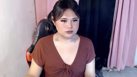 Snapshot of lovelypinaychubsx chatting on March 30, 3:46 pm lovely online show from March 30, 3:46 pm