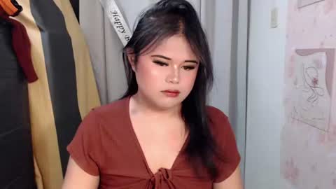 Snapshot of lovelypinaychubsx chatting on April 3, 12:08 am lovely online show from April 3, 12:08 am