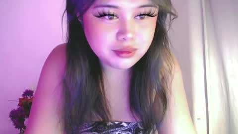 Snapshot of lovelypinaychubsx chatting on June 11, 6:39 pm lovely online show from June 11, 6:39 pm