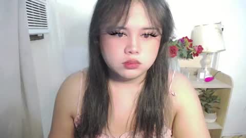 Snapshot of lovelypinaychubsx chatting on July 5, 2:18 am lovely online show from July 5, 2:18 am