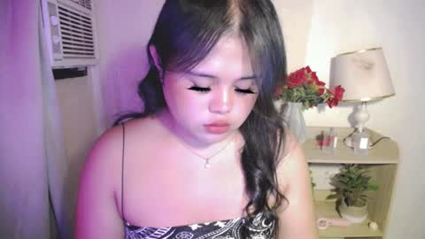 Snapshot of lovelypinaychubsx chatting on July 28, 1:10 pm lovely online show from July 28, 1:10 pm