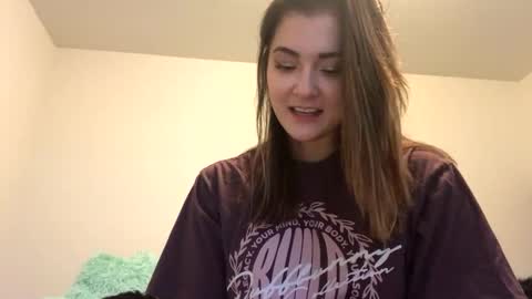 Queen Aria  online show from October 30, 7:58 pm