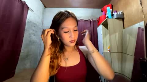 Snapshot of loveme_fiona chatting on February 2, 2:10 am loveme_fiona online show from February 2, 2:10 am