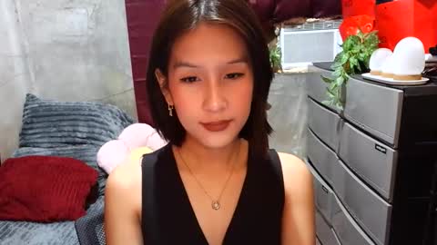 Snapshot of loveme_fiona chatting on February 24, 4:43 am loveme_fiona online show from February 24, 4:43 am