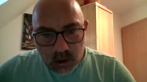 Snapshot of lover010983 chatting on January 9, 10:09 am lover010983 online show from January 9, 10:09 am