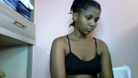 lovergal257 online show from March 19, 7:01 am