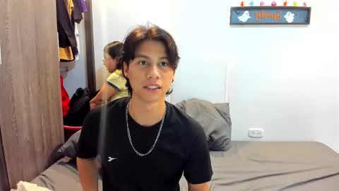 Lovers Clover X online show from September 12, 1:17 am