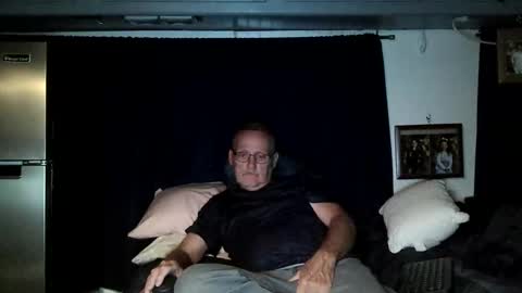 Snapshot of lovesex6565 chatting on September 28, 7:36 am just here to have fun and cum online show from September 28, 7:36 am