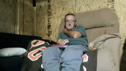 Snapshot of lovesex6565 chatting on November 2, 12:29 pm just here to have fun and cum online show from November 2, 12:29 pm