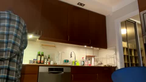 Snapshot of loveshine_ chatting on December 23, 7:49 am loveshine_ online show from December 23, 7:49 am