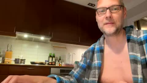 Snapshot of loveshine_ chatting on February 11, 6:30 am loveshine_ online show from February 11, 6:30 am