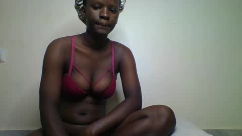 loveslut_ online show from January 19, 8:07 am