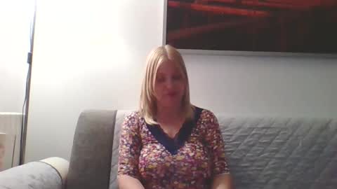 Snapshot of lovestar544963 chatting on May 7, 9:31 pm Marlyn online show from May 7, 9:31 pm