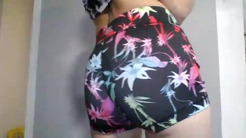 Snapshot of lovetocum69699 chatting on October 8, 5:10 pm lovetocum69699 online show from October 8, 5:10 pm