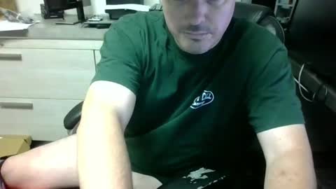 Snapshot of lovetofps chatting on December 25, 10:50 am Love2Game online show from December 25, 10:50 am