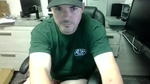 Snapshot of lovetofps chatting on January 29, 2:40 am Love2Game online show from January 29, 2:40 am