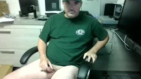 Snapshot of lovetofps chatting on March 2, 10:24 am Love2Game online show from March 2, 10:24 am