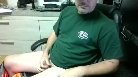 Snapshot of lovetofps chatting on December 21, 5:53 pm Love2Game online show from December 21, 5:53 pm