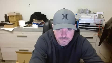 Snapshot of lovetofps chatting on December 22, 7:22 pm Love2Game online show from December 22, 7:22 pm