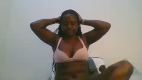Snapshot of loviett chatting on June 29, 10:59 am loviett online show from June 29, 10:59 am