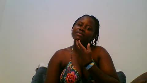 Snapshot of loviett chatting on July 28, 1:12 am loviett online show from July 28, 1:12 am