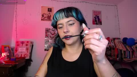 loving_alma online show from February 15, 12:51 am