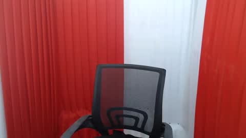 Scarlet online show from February 3, 1:59 am