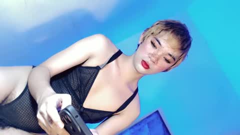 Snapshot of lovingmonaru969 chatting on January 10, 11:22 am Lovingmonaru969 online show from January 10, 11:22 am