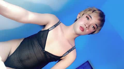 Snapshot of lovingmonaru969 chatting on January 13, 8:04 pm Lovingmonaru969 online show from January 13, 8:04 pm