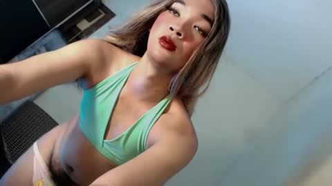 Snapshot of lovingmonaru969 chatting on September 18, 12:51 pm Lovingmonaru969 online show from September 18, 12:51 pm