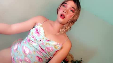 Lovingmonaru969 online show from April 15, 11:50 am