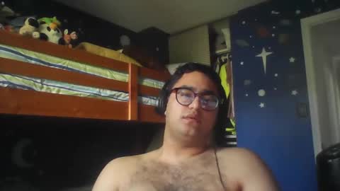 Snapshot of lpop81020 chatting on May 20, 3:51 pm lpop81020 online show from May 20, 3:51 pm