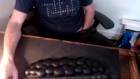Snapshot of lreed090 chatting on April 14, 7:20 pm lreed090 online show from April 14, 7:20 pm