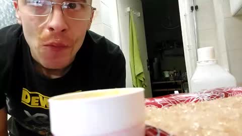 Lshot D online show from December 7, 10:06 pm